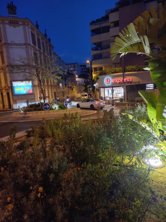 Le St Nicolas Cannes Exterior foto